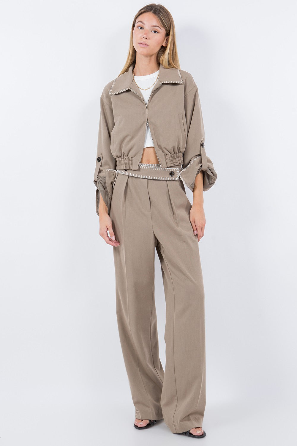 STITCH DETAIL CROPPED JACKET