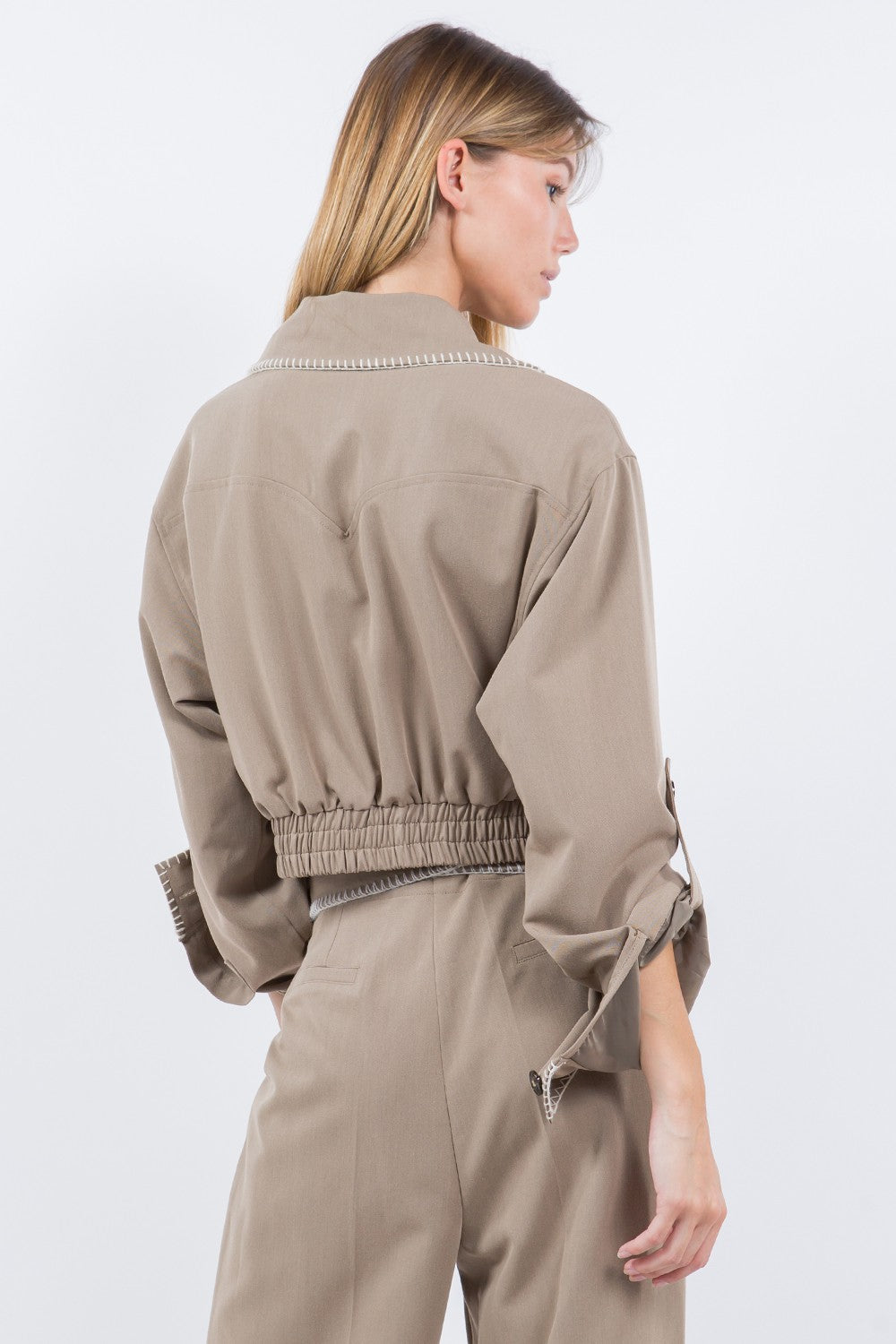STITCH DETAIL CROPPED JACKET