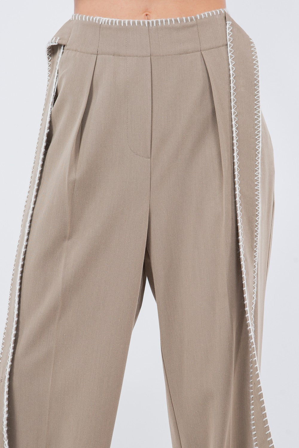 STITCH DETAIL PANTS