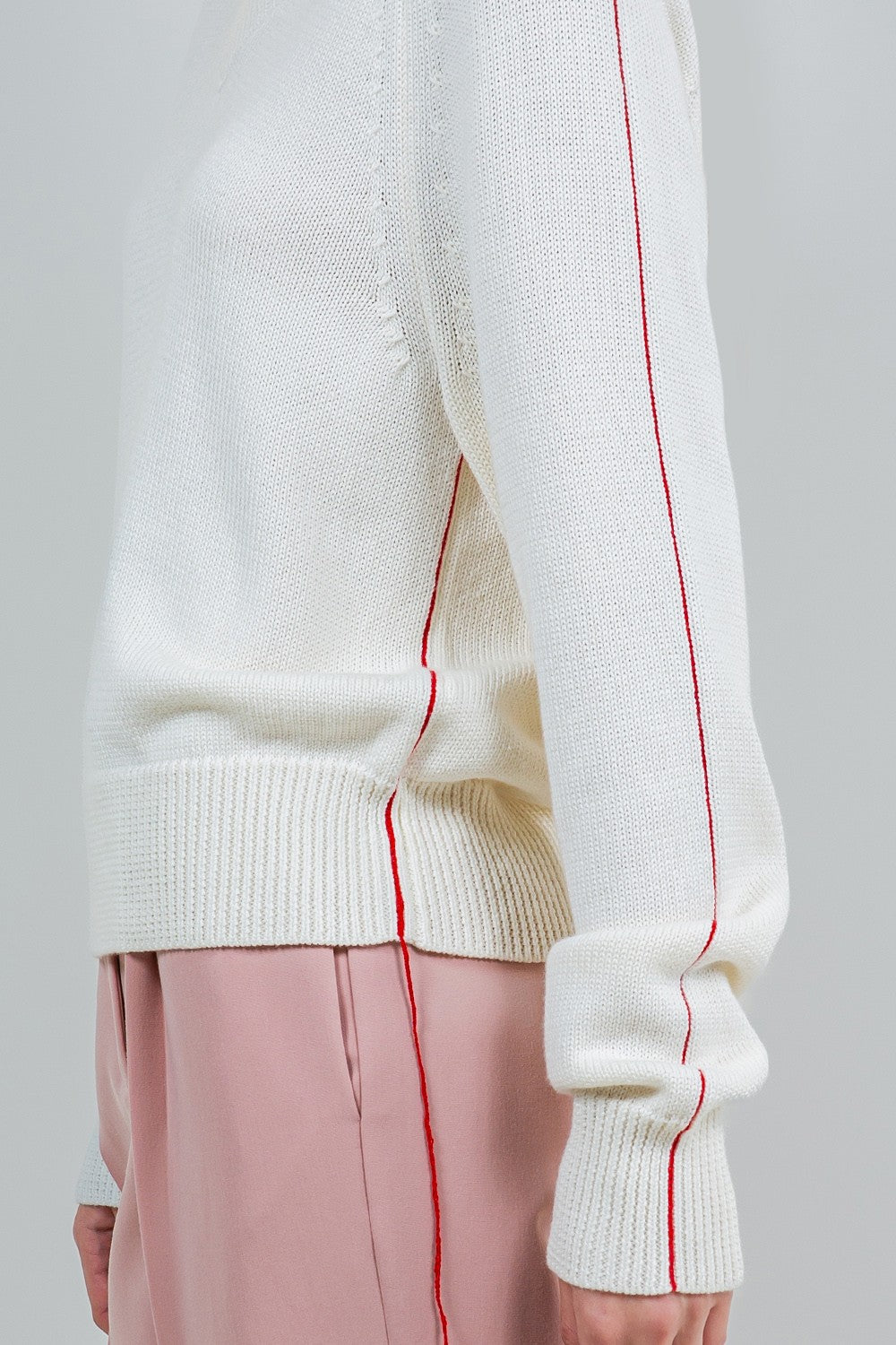 CONTRAST YARN SWEATER