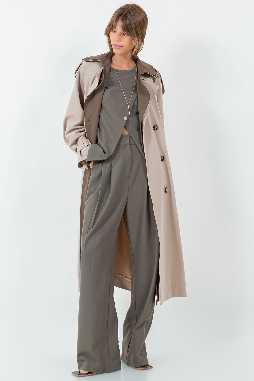 CONTRAST DOUBLE BREASTED TRENCH COAT - BROWN