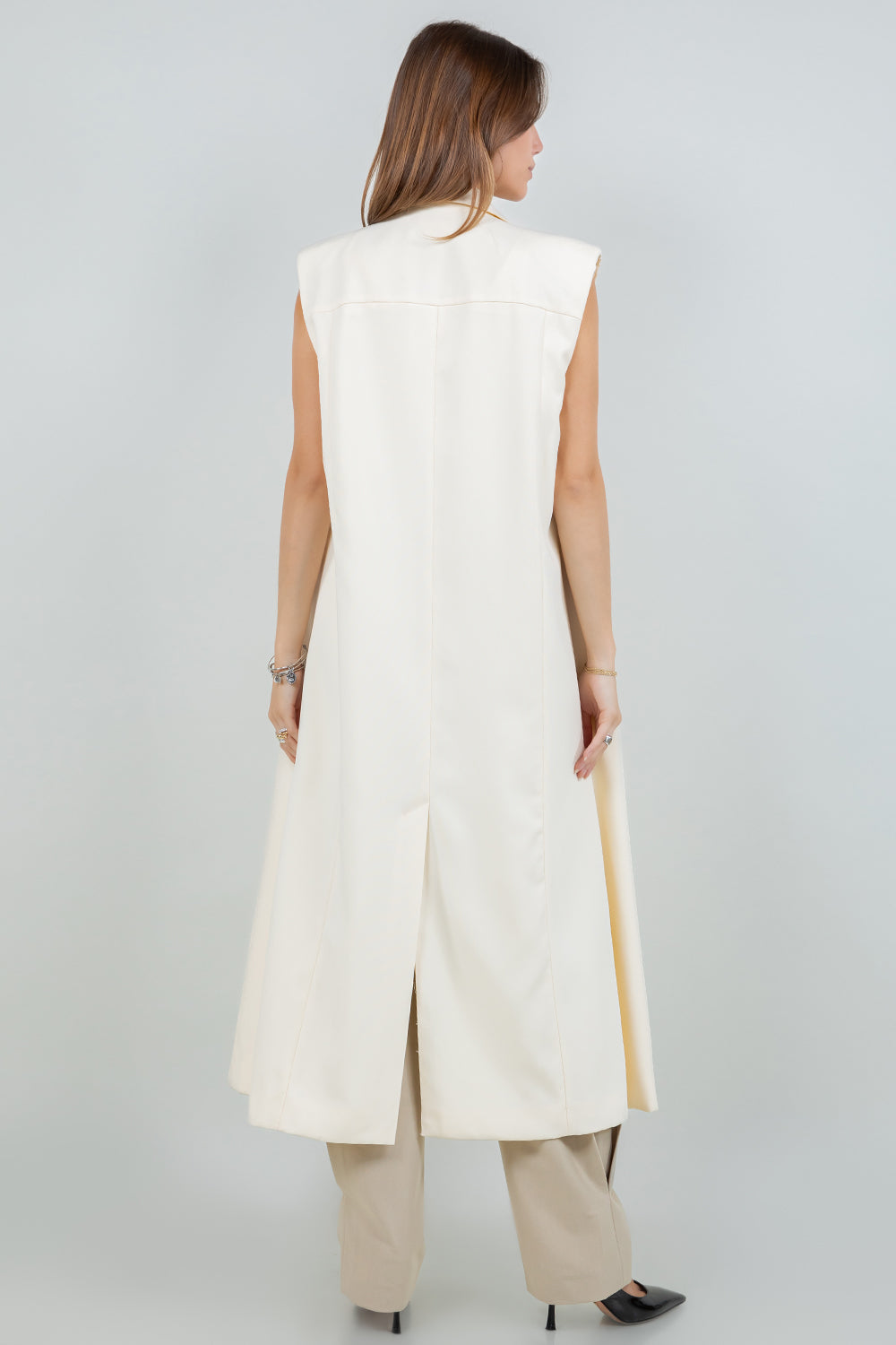 SLEEVELESS LONG BLAZER JACKET - EGGSHELL