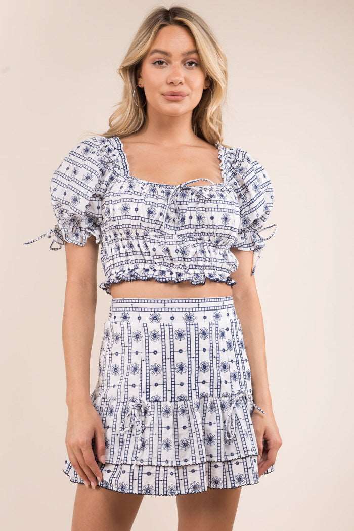 Eyelet Puff Sleeves Crop Top