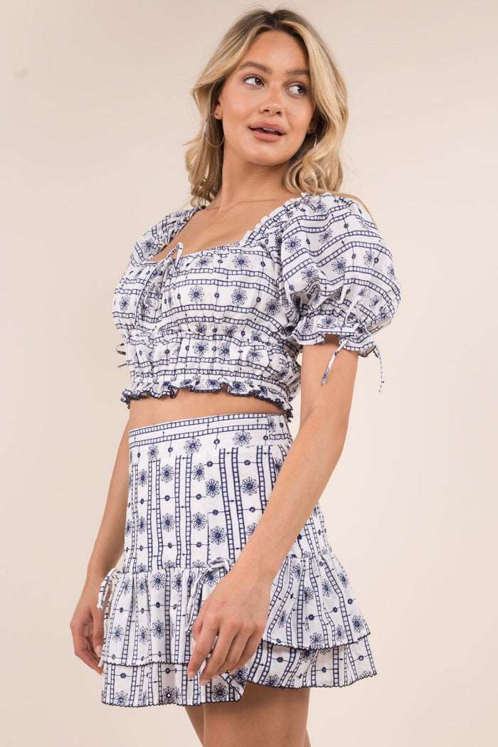 Eyelet Puff Sleeves Crop Top