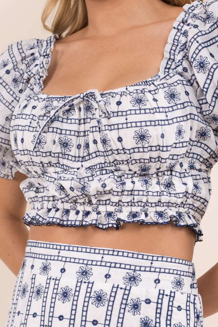 Eyelet Puff Sleeves Crop Top