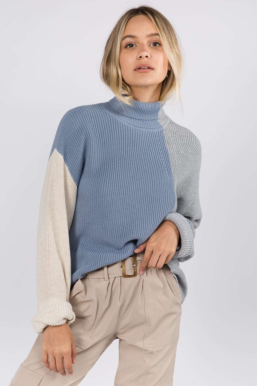 Color Block Turtle Neck Sweater