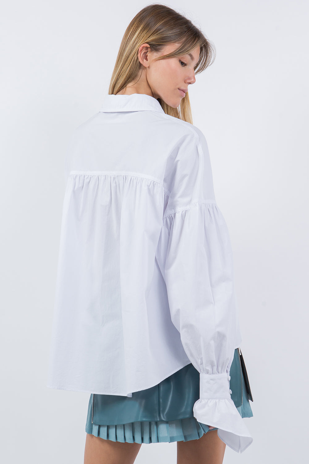 RUFFLED BLOUSE