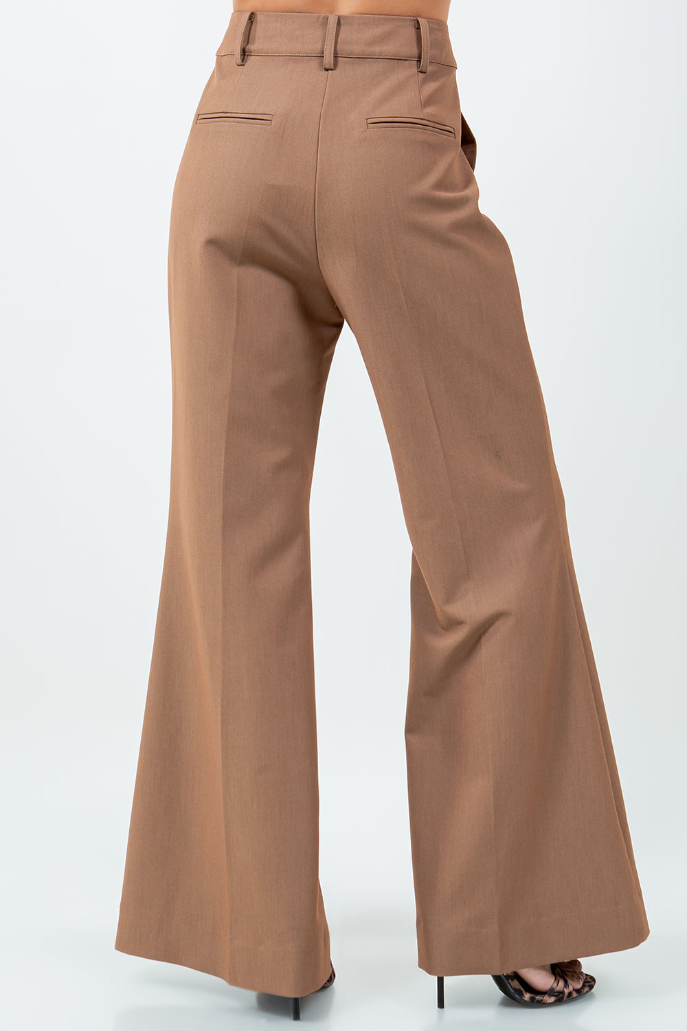 FIT AND FLARE WOVEN TROUSERS - CAMEL