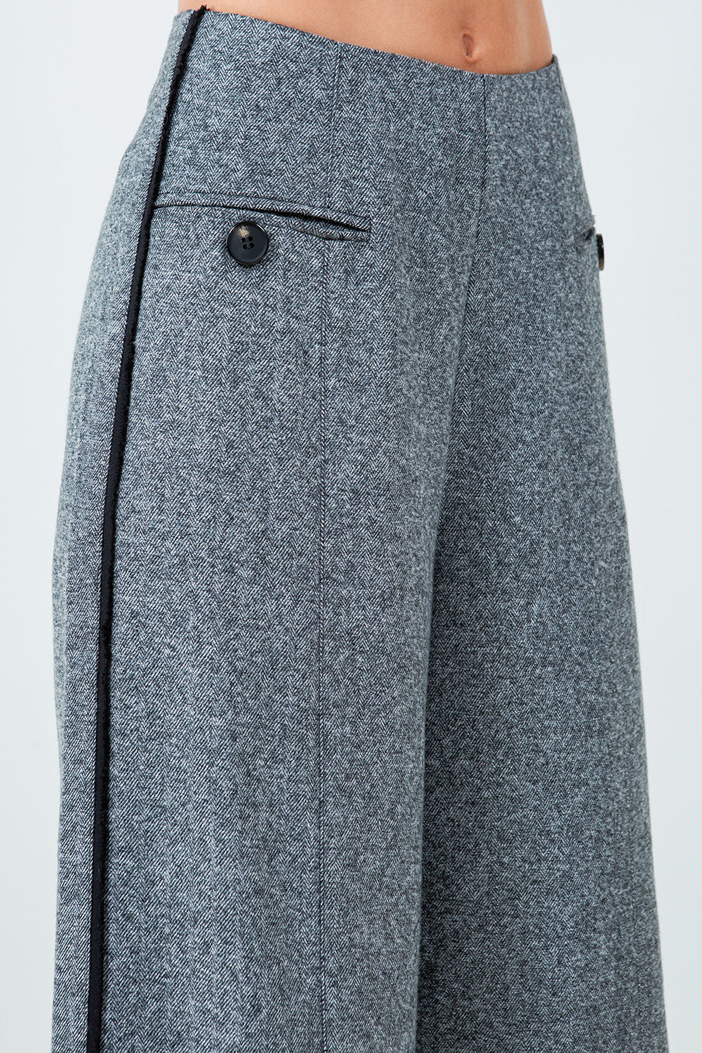 HERRINGBONE FRAY HEMMED WIDE LEG TROUSERS - GREY/BLACK - Whiteroom+Cactus