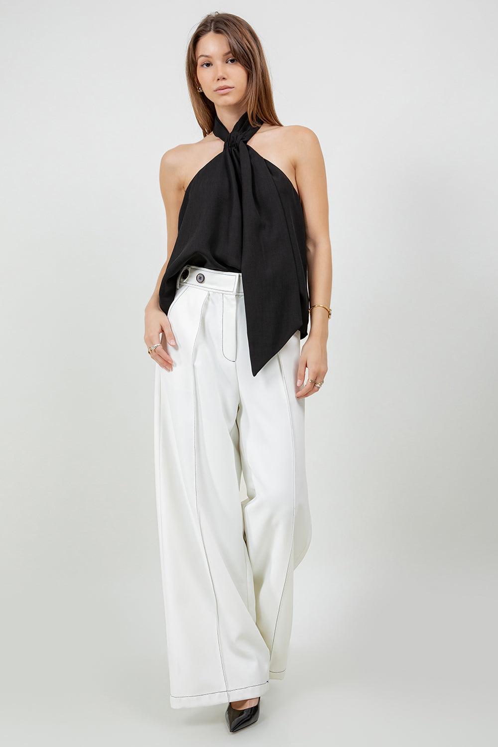 ADJUSTABLE HALTER SCARF NECK BLOUSE - BLACK