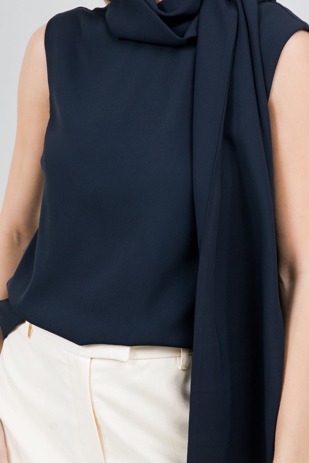 SCARF ATTACHED SOFT WOVEN SLEEVELESS BLOUSE - NAVY