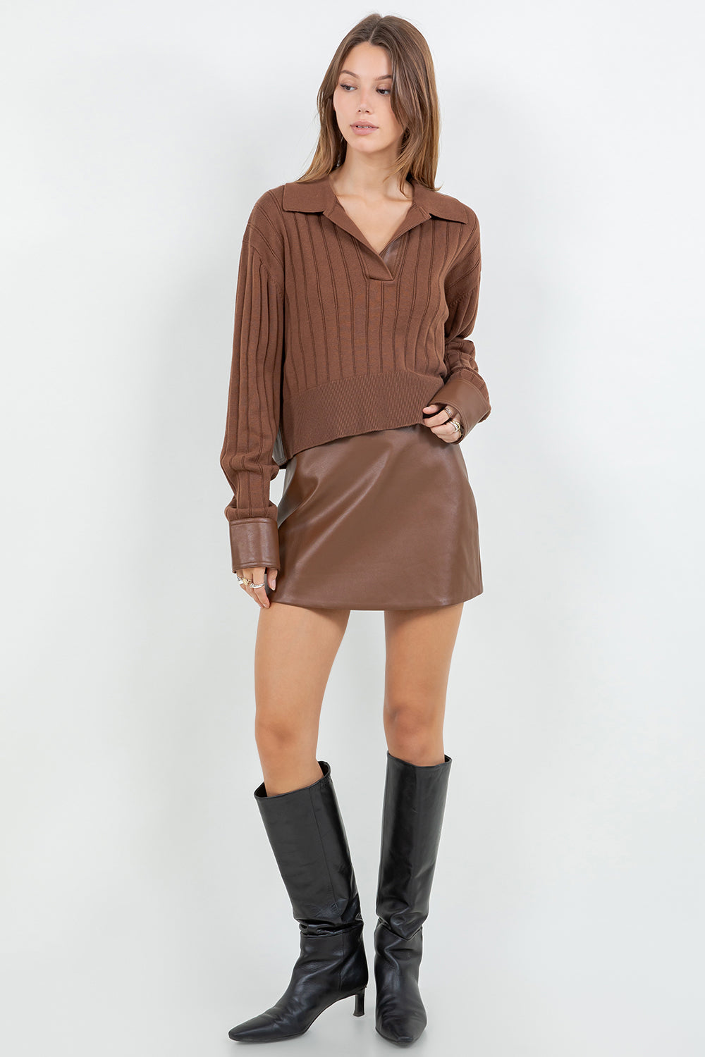 CONTRAST PU INSERTS KNITTED LONG SLEEVE SWEATER - BROWN