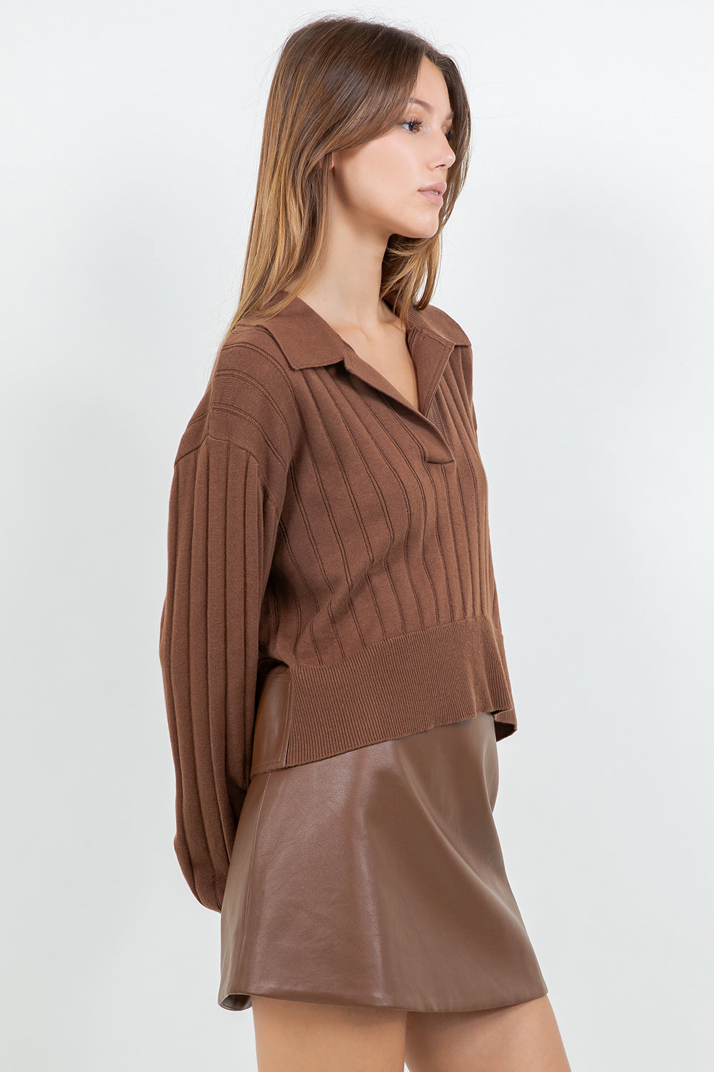 CONTRAST PU INSERTS KNITTED LONG SLEEVE SWEATER - BROWN