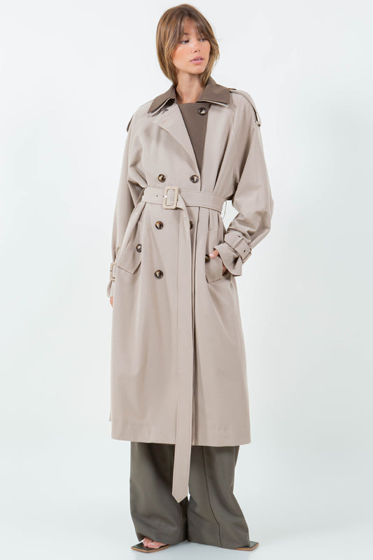 CONTRAST DOUBLE BREASTED TRENCH COAT - BROWN