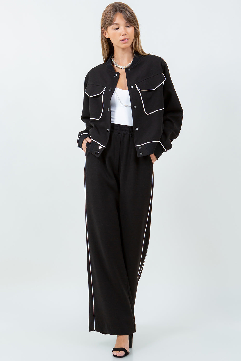 CONTRAST PIPING DETAILED STRAIGHT LEG TROUSERS - BLACK