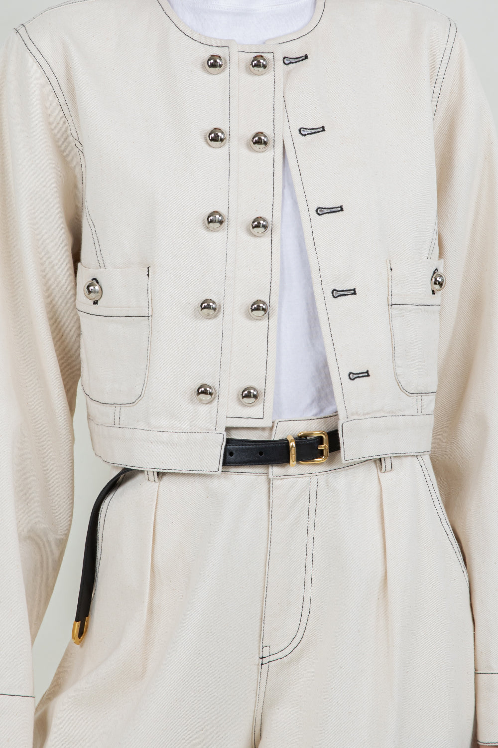 SOFT COTTON WASHED CROPPED JACKET WITH ACCENT BUTTONS
