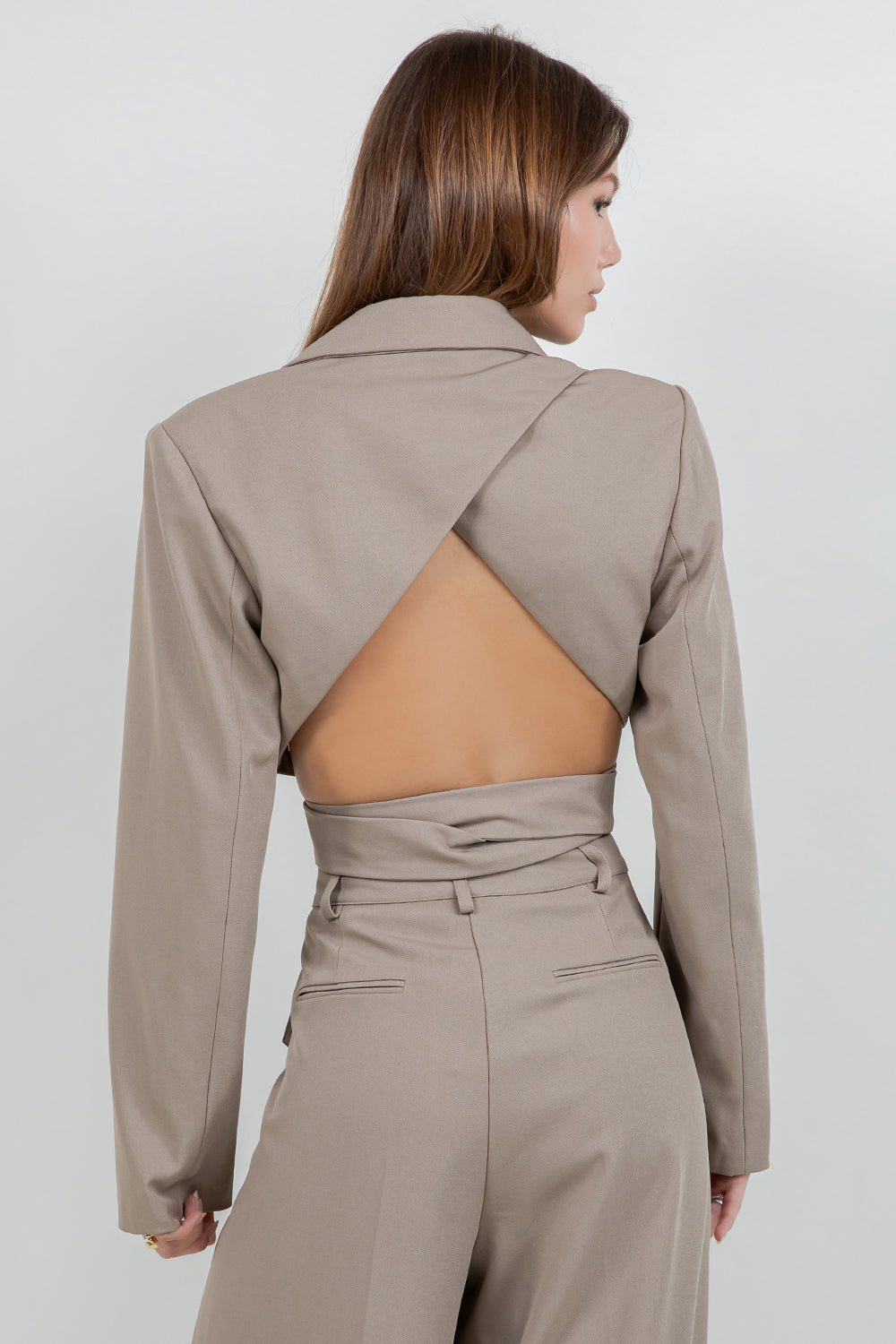 CROPPED STRUCTURED WOVEN BLAZER JACKET WITH SELF WRAP BELT - MOCHA - Whiteroom+Cactus