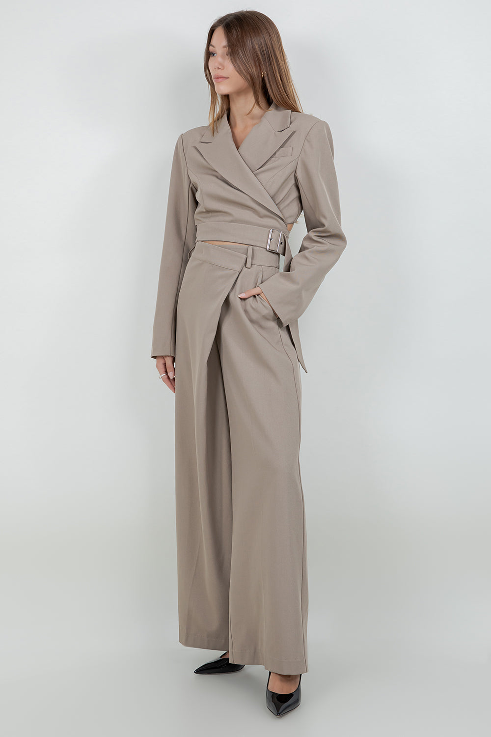 CROPPED STRUCTURED WOVEN BLAZER JACKET WITH SELF WRAP BELT - MOCHA - Whiteroom+Cactus