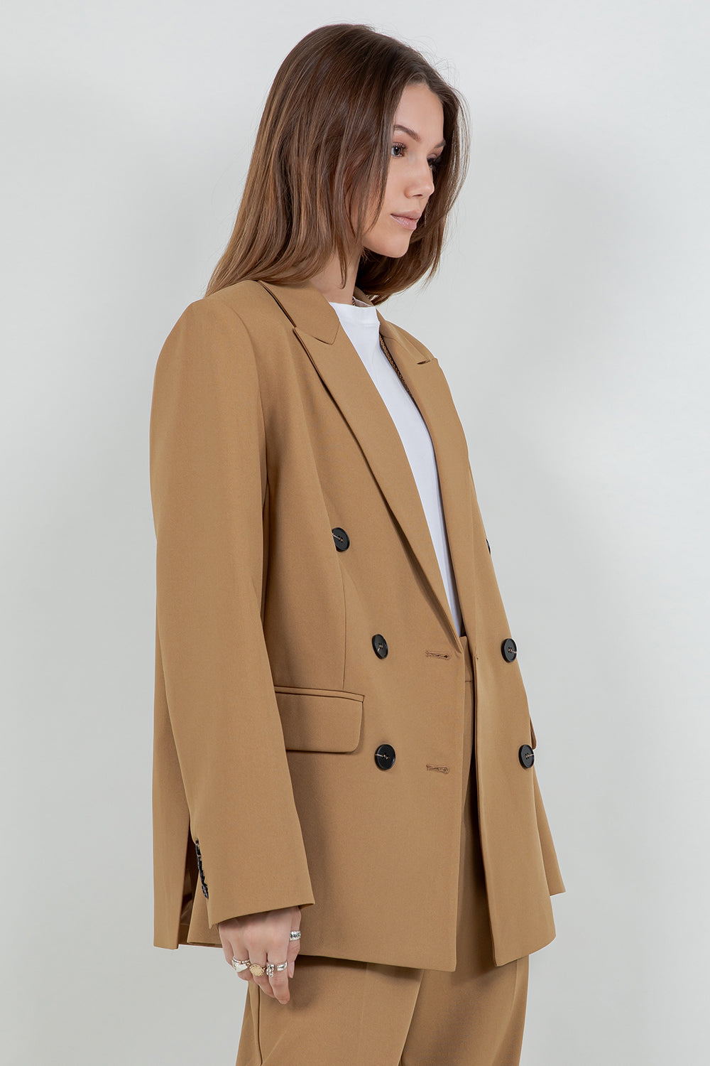 SOFT WOVEN SLIGHT OVERSIZED DOUBLE BREASTED BLAZER