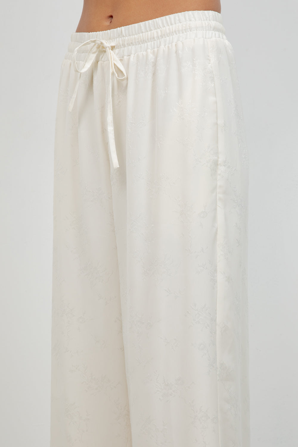 SOFT WOVEN SATIN STRAIGHT LEG PANTS