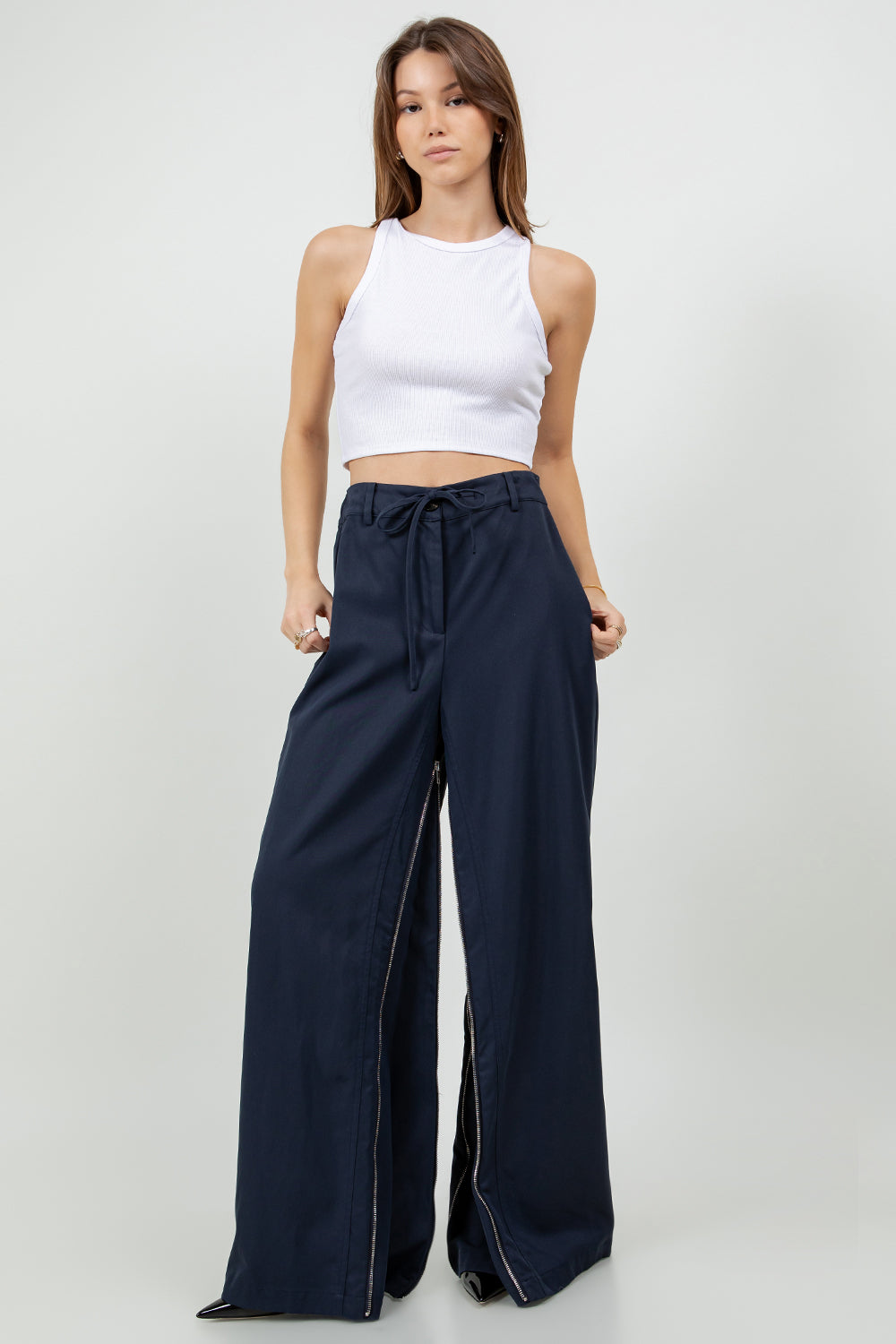 UTILITARIAN INSEAM ZIPPER DETAILED TROUSERS - NAVY