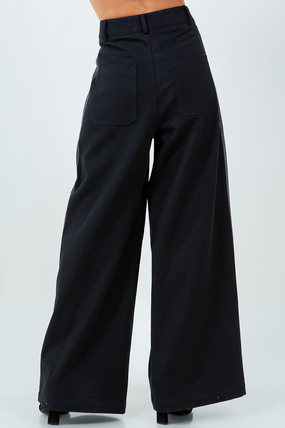 CONTRAST THREADED SNAP BOTTOM MULTI WEAR PANTS - BLACK