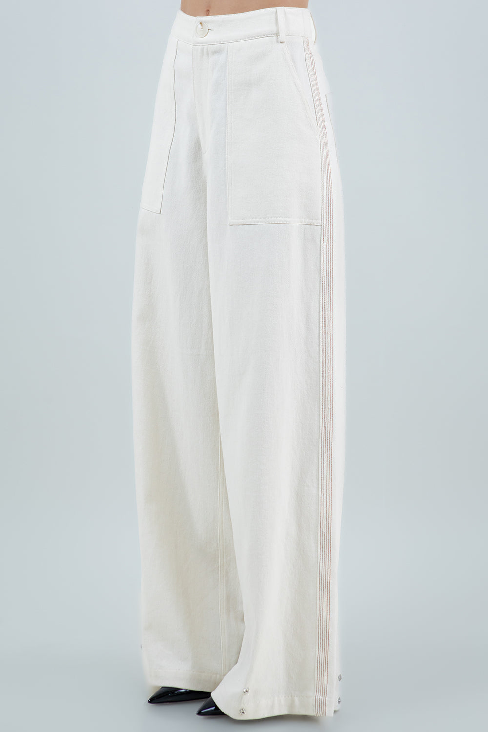 CONTRAST THREADED SNAP BOTTOM MULTI WEAR PANTS - CREAM