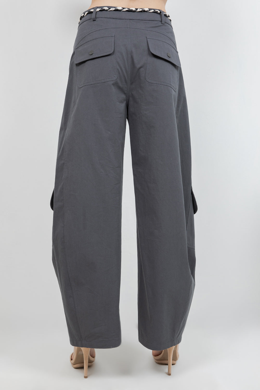 SLIGHT BARREL SHAPE COTTON TROUSERS WITH LACE TRIM BELT - Whiteroom+Cactus
