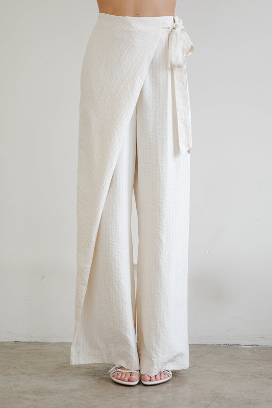 OVERLAP LAYER STRAIGHT LEG TROUSERS WITH PINSTRIPES