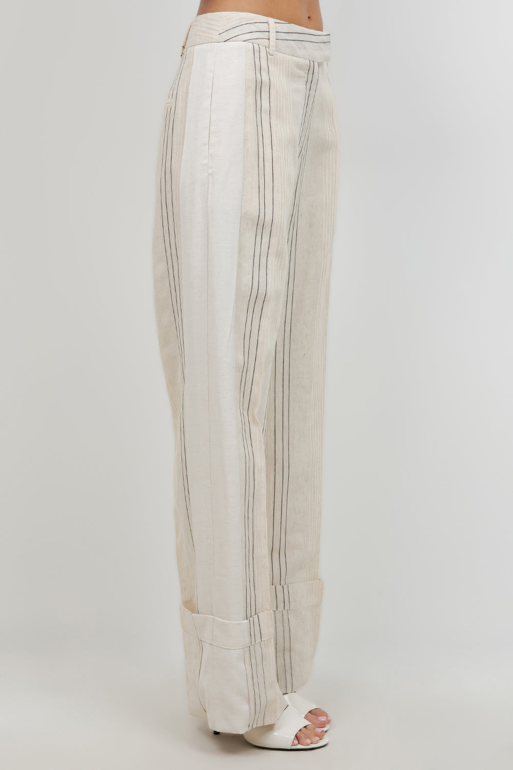 LINEN PINSTRIPE TROUSERS WITH BOTTOM CUFF