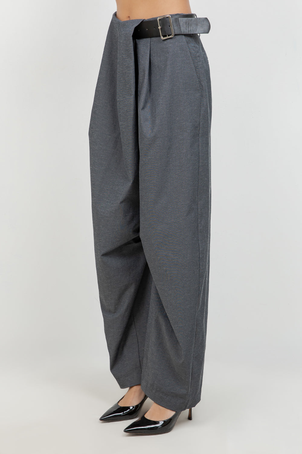 SOFT WOVEN DRAPE TROUSERS WITH BUILT IN BELT