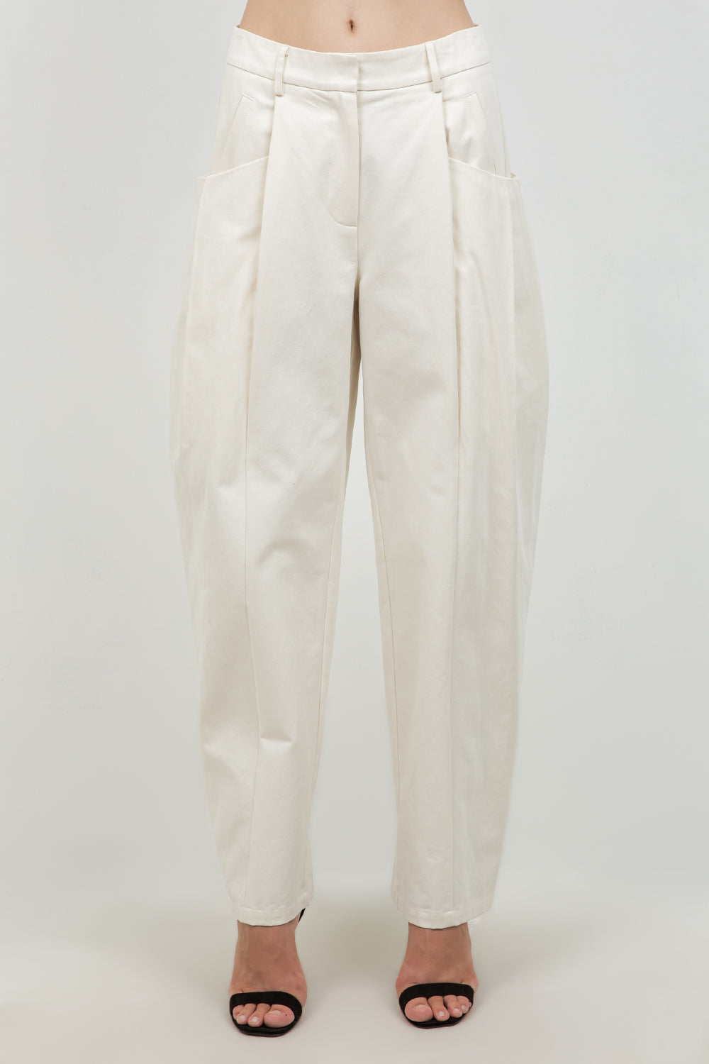 COTTON SLIGHT BARREL TROUSERS WITH POCKET ACCENTS