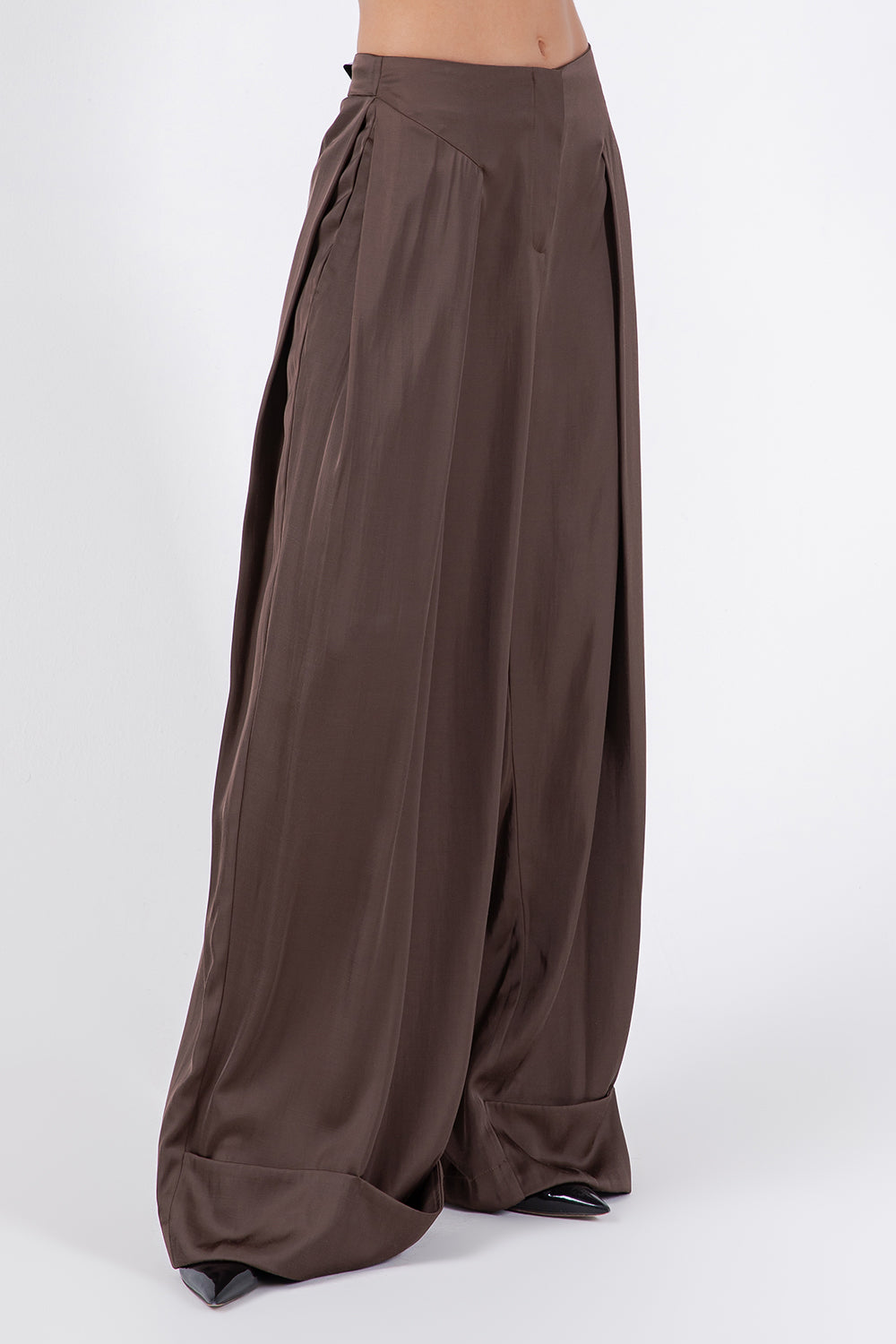SOFT WOVEN MULTI PLEAT ACCENT TROUSERS