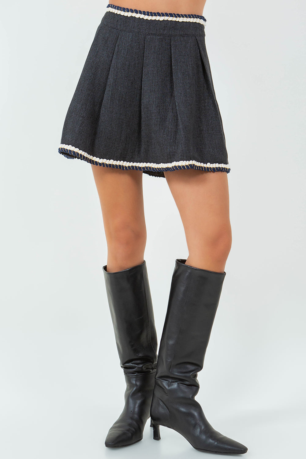 BRAIDED TRIM DETAIL PLEATED MINI SKIRT - CHARCOAL