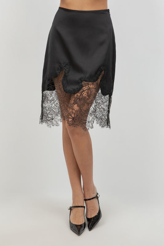 SATIN MINI SKIRT WITH BOTTOM SCALLOP LACE