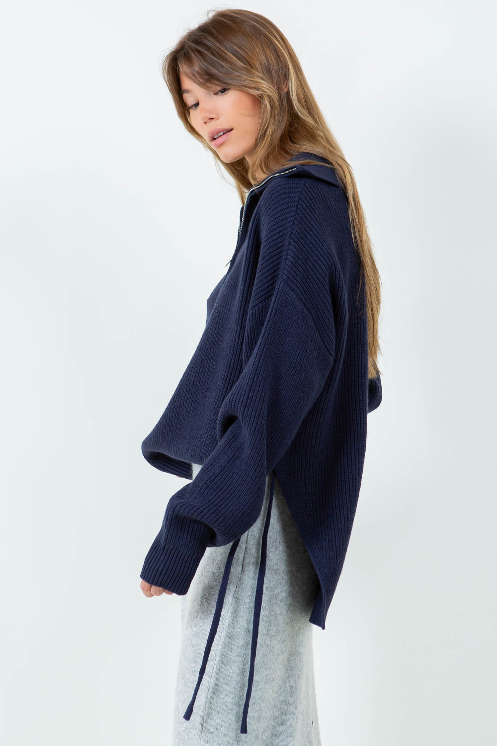 ZIP UP KNIT TOP WITH TIE SIDE DRAWSTRING DETAIL - NAVY