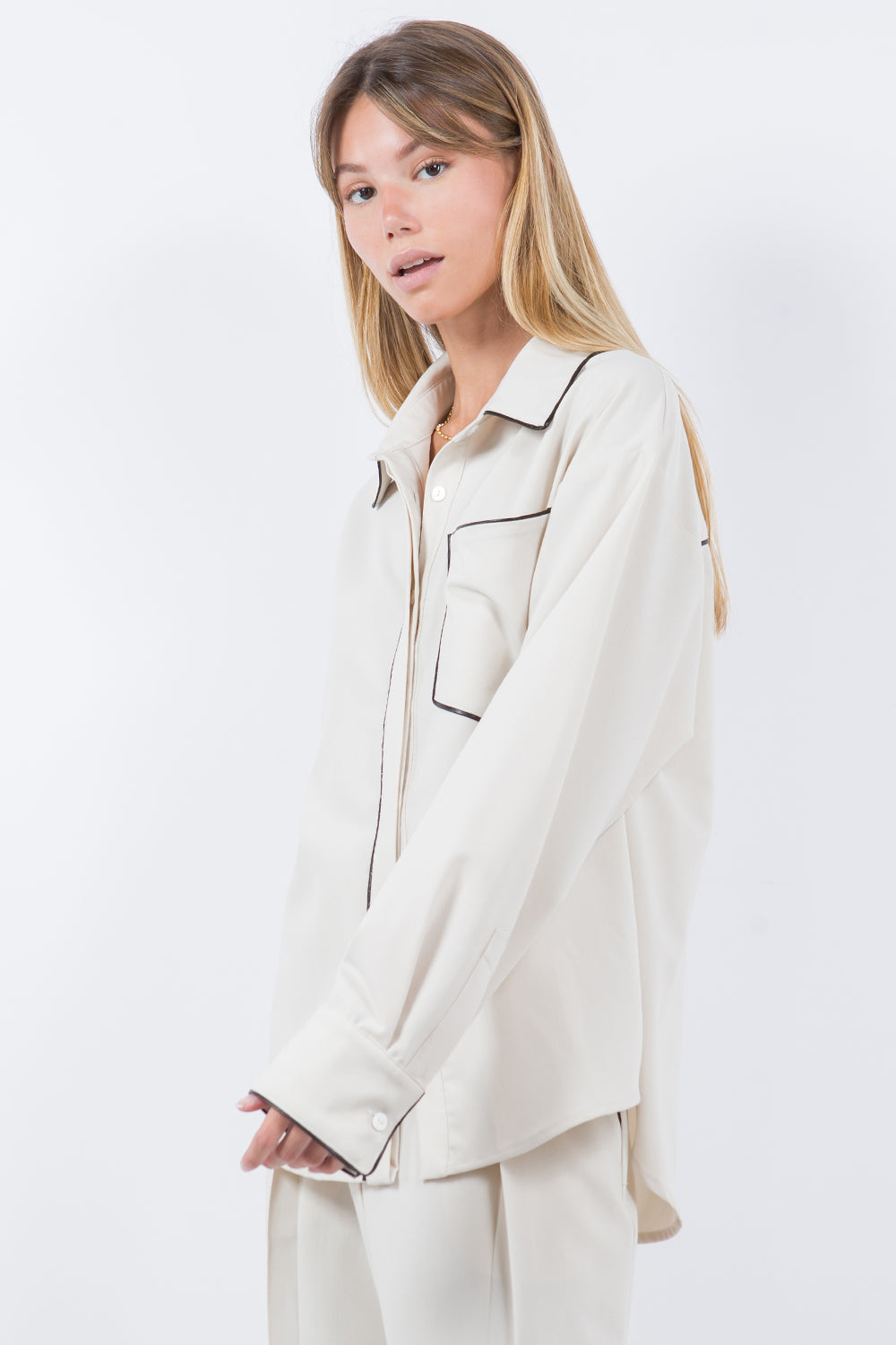 PIPING CONTRAST DETAIL SHIRT - ECRU