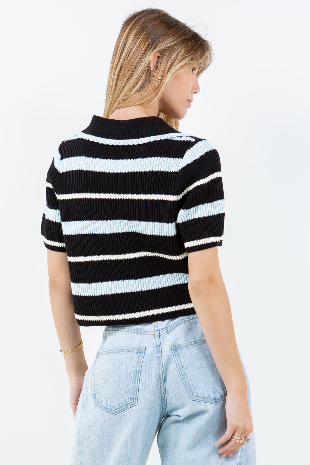 CROPPED STRIPE SCALLOP COLLAR SWEATER