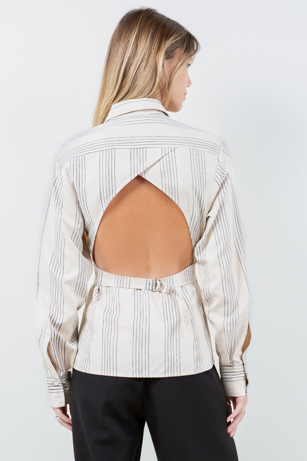 OPEN BACK WITH ADJUSTER PINSTRIPE SHIRT - SAND/NAVY