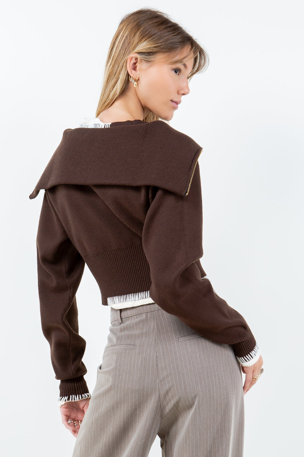 DOUBLE LAYER ZIP UP SWEATER W CROCHET THREADING - DK BROWN