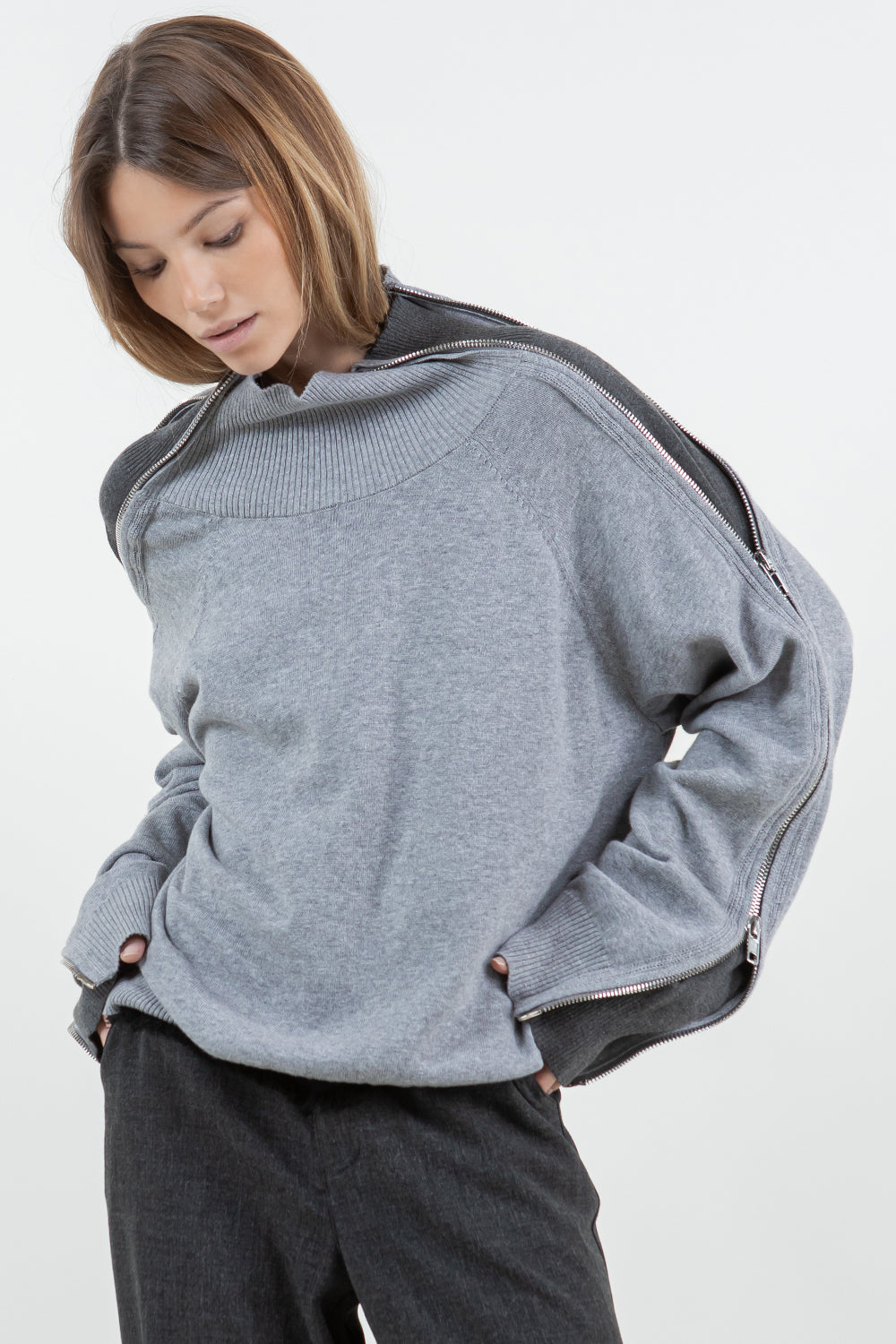 MULTI WAY ZIPPER SWEATER WITH CONTRAST INNER PANEL - GREY