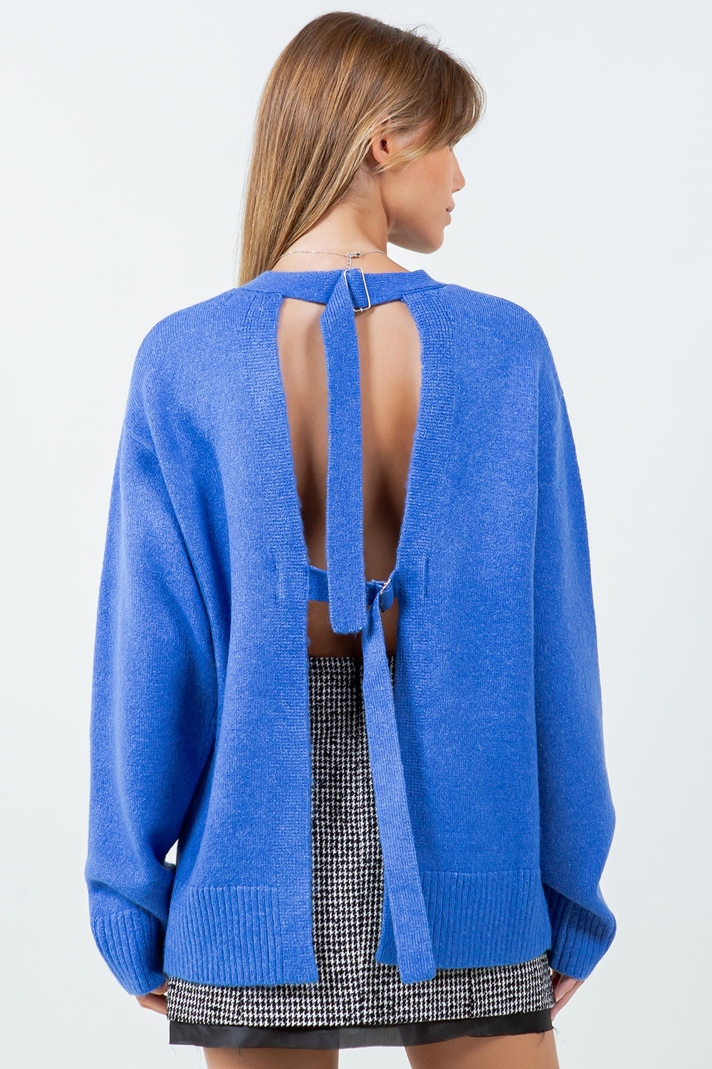 OPEN BACK WITH ADJUSTERS FUZZY KNITTED SWEATER - BLUE