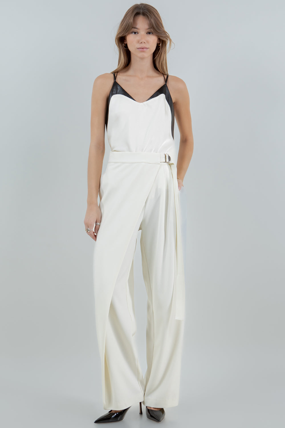 PLEATED WRAP OVER ADJUSTABLE BELT TROUSERS - IVORY