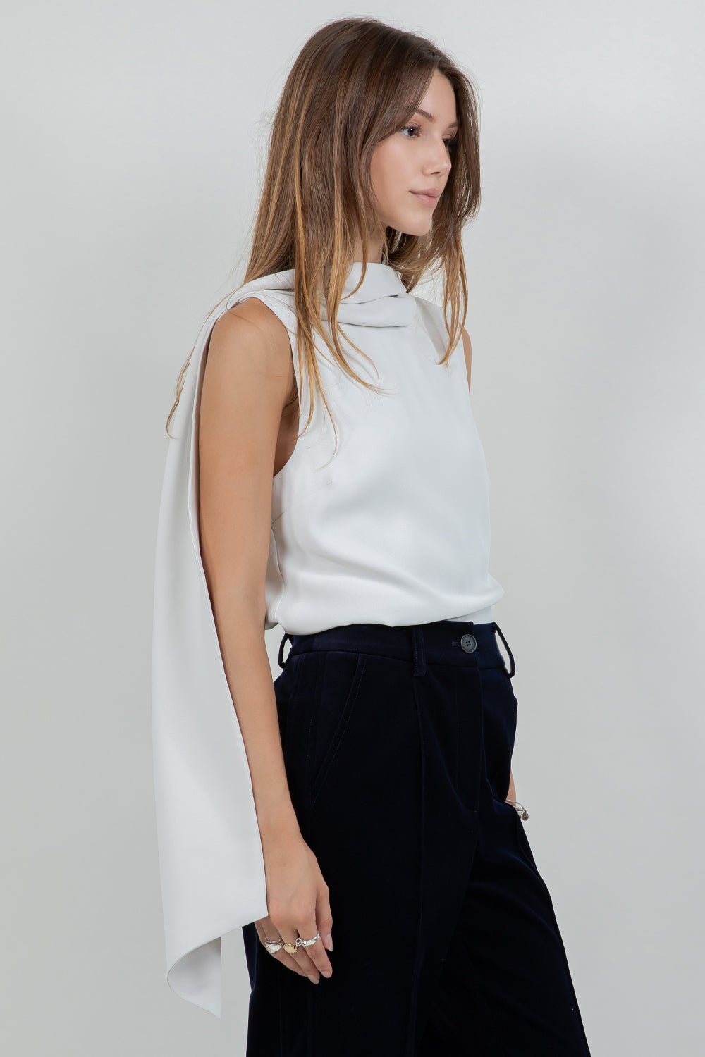 SCARF ATTACHED SOFT WOVEN SLEEVELESS BLOUSE - STONE