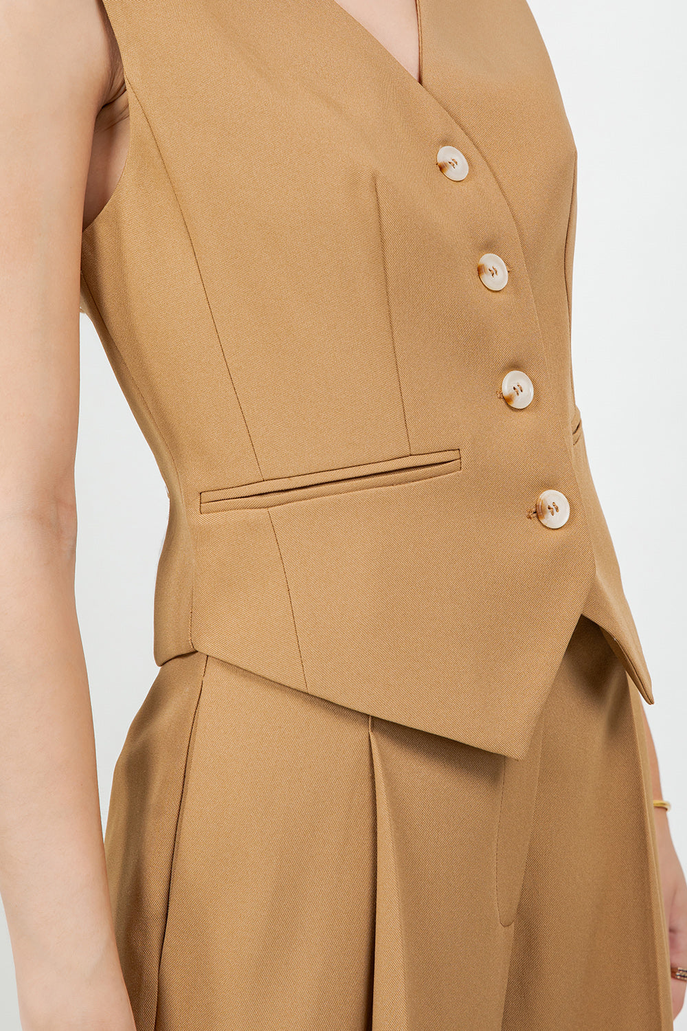 WOVEN VEST WITH CONTRAST CROCHET BACK - TAN/WHITE