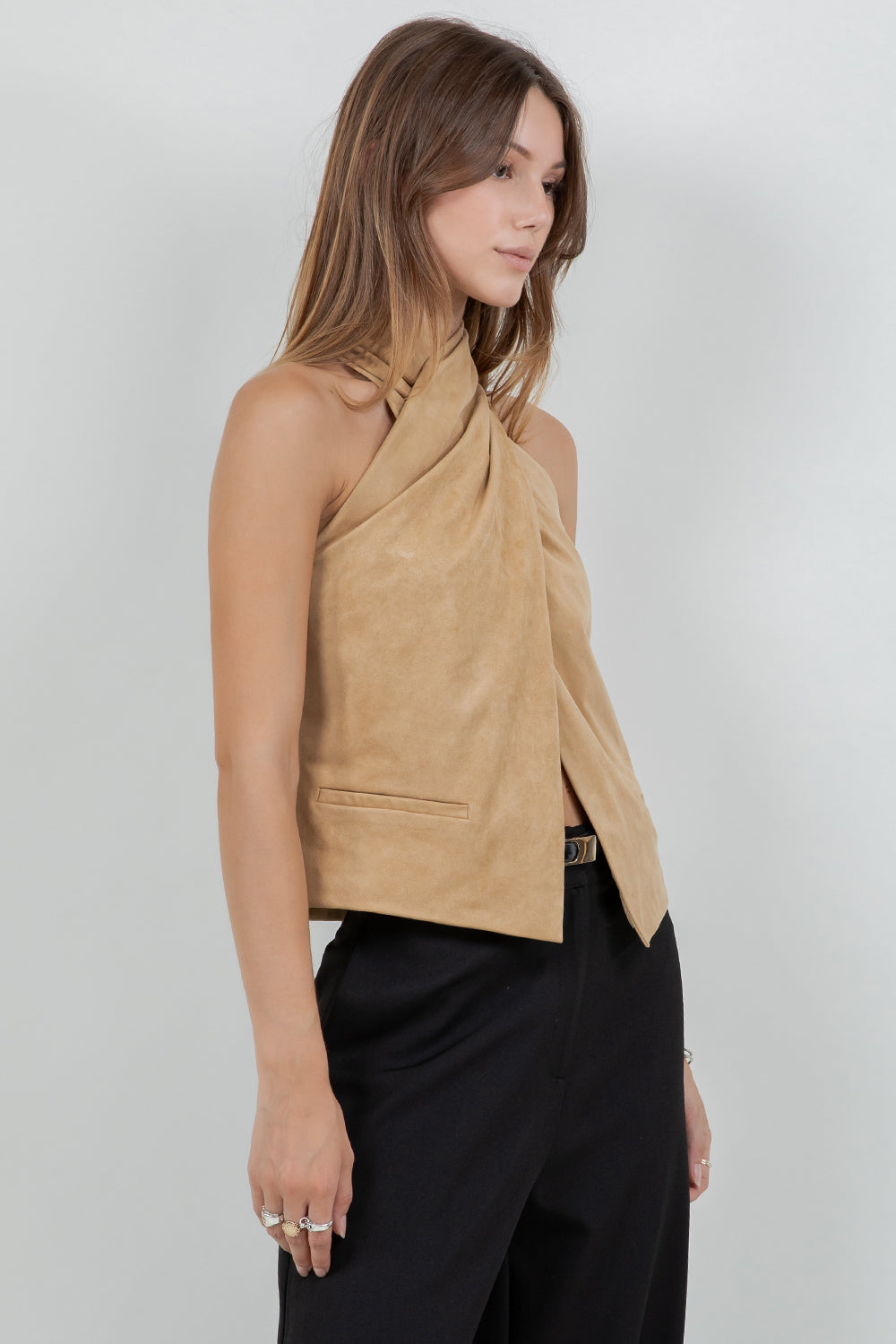 SLEEVELESS HALTER OVERLAP SUEDE TOP