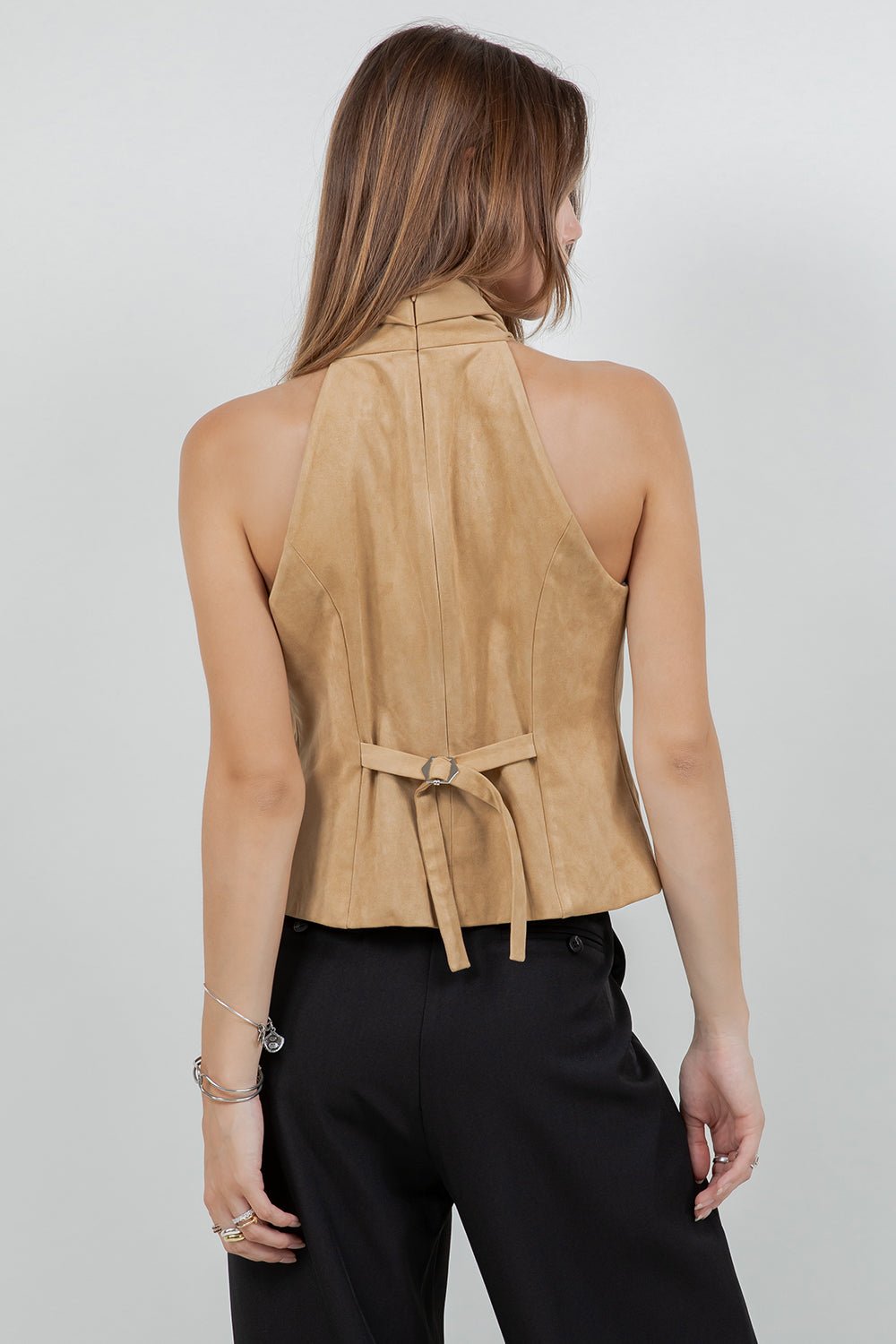 SLEEVELESS HALTER OVERLAP SUEDE TOP