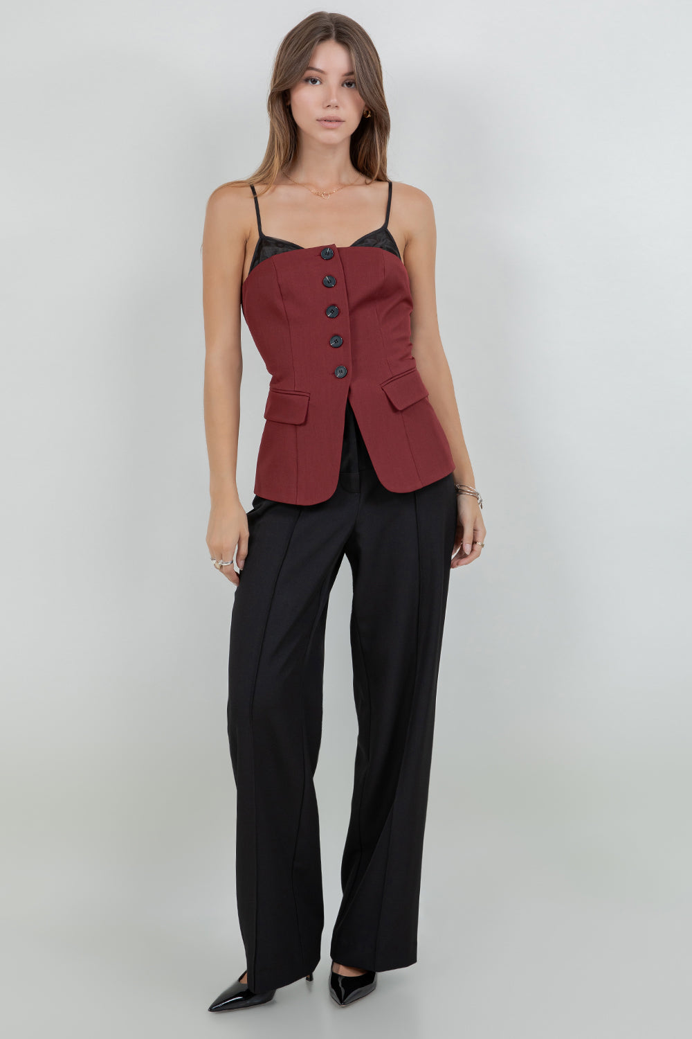 CONTRAST + SOFT WOVEN COMBO BUTTON DOWN VEST TOP - BURGUNDY/BLACK - Whiteroom+Cactus