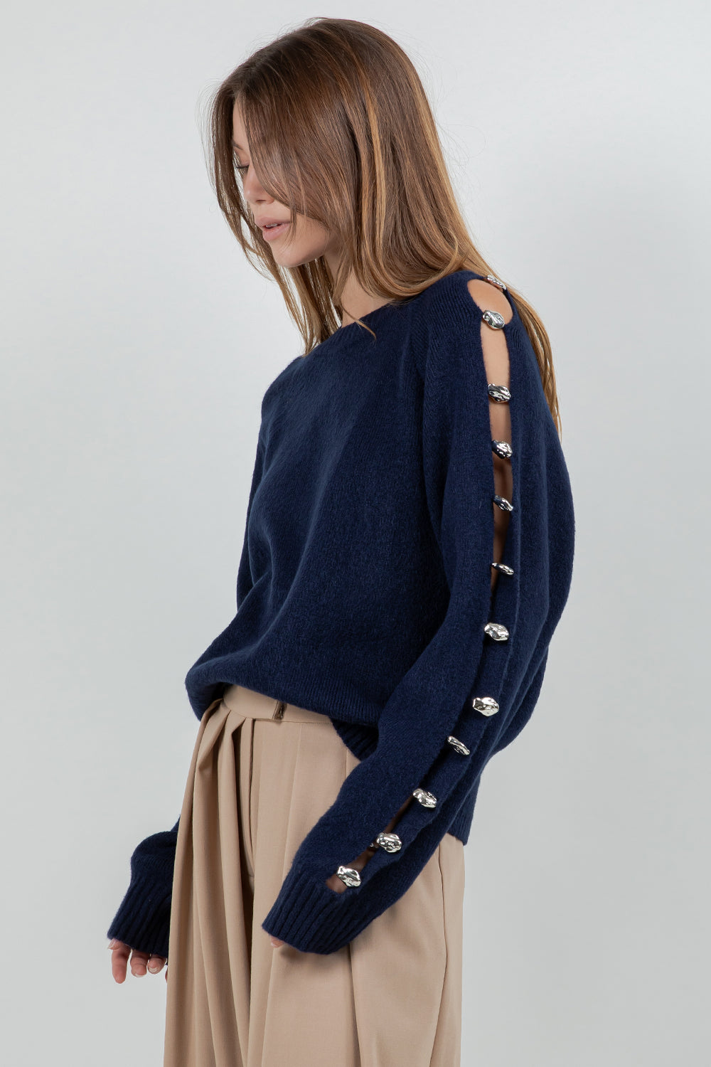 METALLIC ACCENT DETAILED KNITTED PULLOVER SWEATER