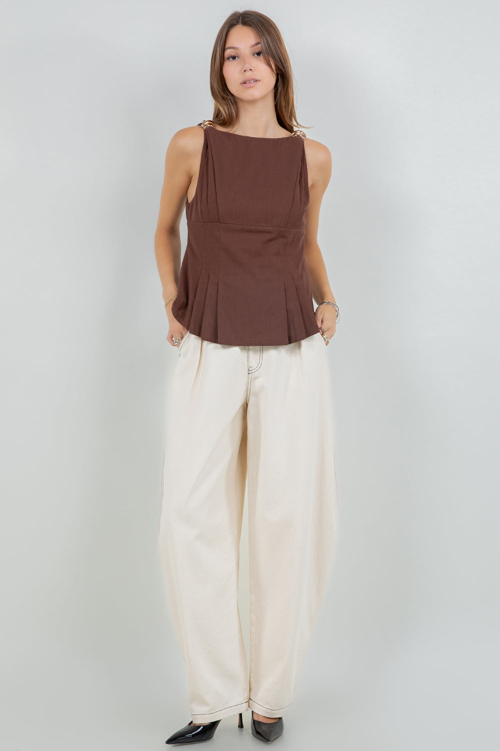 METALLIC ACCENT SOFT WOVEN SLEEVELESS BOUSE - BROWN - Whiteroom+Cactus
